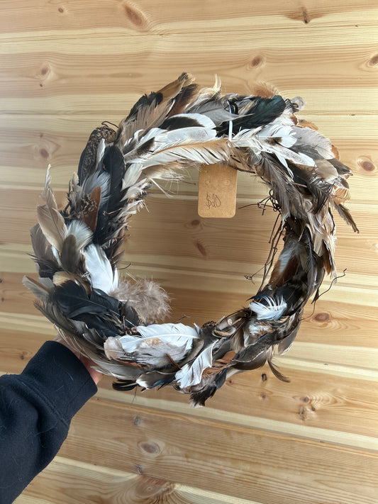 12 inch feather wreath option 3